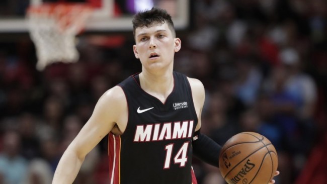 希罗成为总决赛历史砍下20+最年轻球员