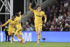 纽卡关注狼队前锋拉尔森 球员也对加盟感兴趣