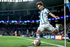 日媒评选年度活跃运动员 三笘薫久保建英入选