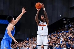 广东男篮赛季首败 此前已取得8连胜