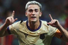 巴萨官方宣布加维将接受膝关节镜手术 预计缺席一个月