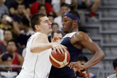 博格达诺维奇28分巴恩斯22分 美国不敌塞尔维亚遭遇两连败