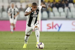 迪马：已有中国俱乐部及卡塔尔报价道格拉斯-科斯塔