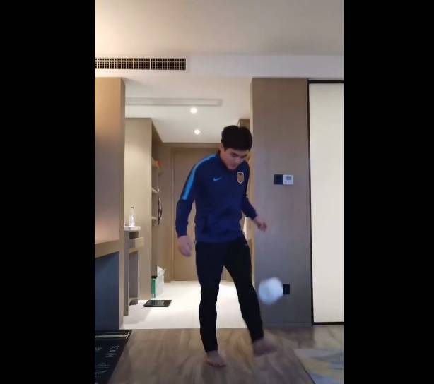 黄紫昌、特谢拉、张凌峰接受挑战