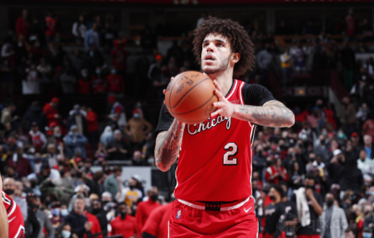 公牛球员朗佐-鲍尔