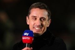 内维尔：马奎尔和B费是曼联无法替换的球员 此刻他们不能轮休