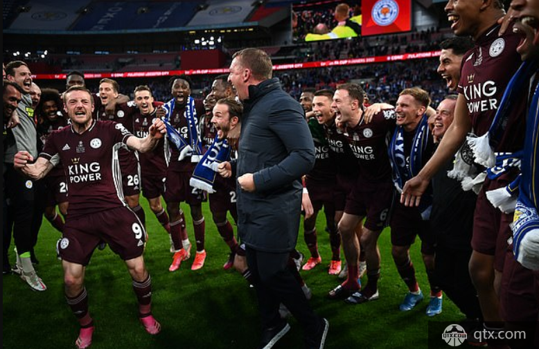 莱斯特城庆祝足总杯夺冠