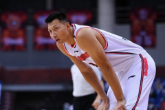 易建联将缺席CBA新赛季  因伤势过重仍在美恢复