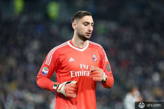 弟弟詹路易吉·多纳鲁马