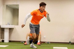 泰山队结束假期开启备战新征程 7日开展集训