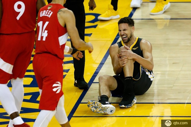 汤普森左膝前十字韧带撕裂