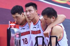 易建联已回到国内准备接受隔离 身体状况良好