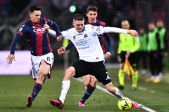 尤文亚特兰大有意霍尔姆 斑马军团希望引进一名新的右后卫