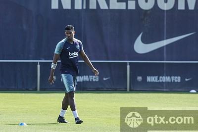 纽卡斯尔联接近租借马龙