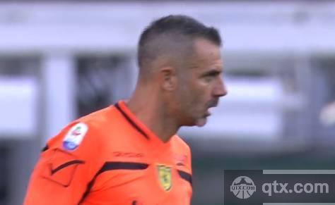 切沃门将索伦蒂诺与C罗相撞 鼻梁骨折